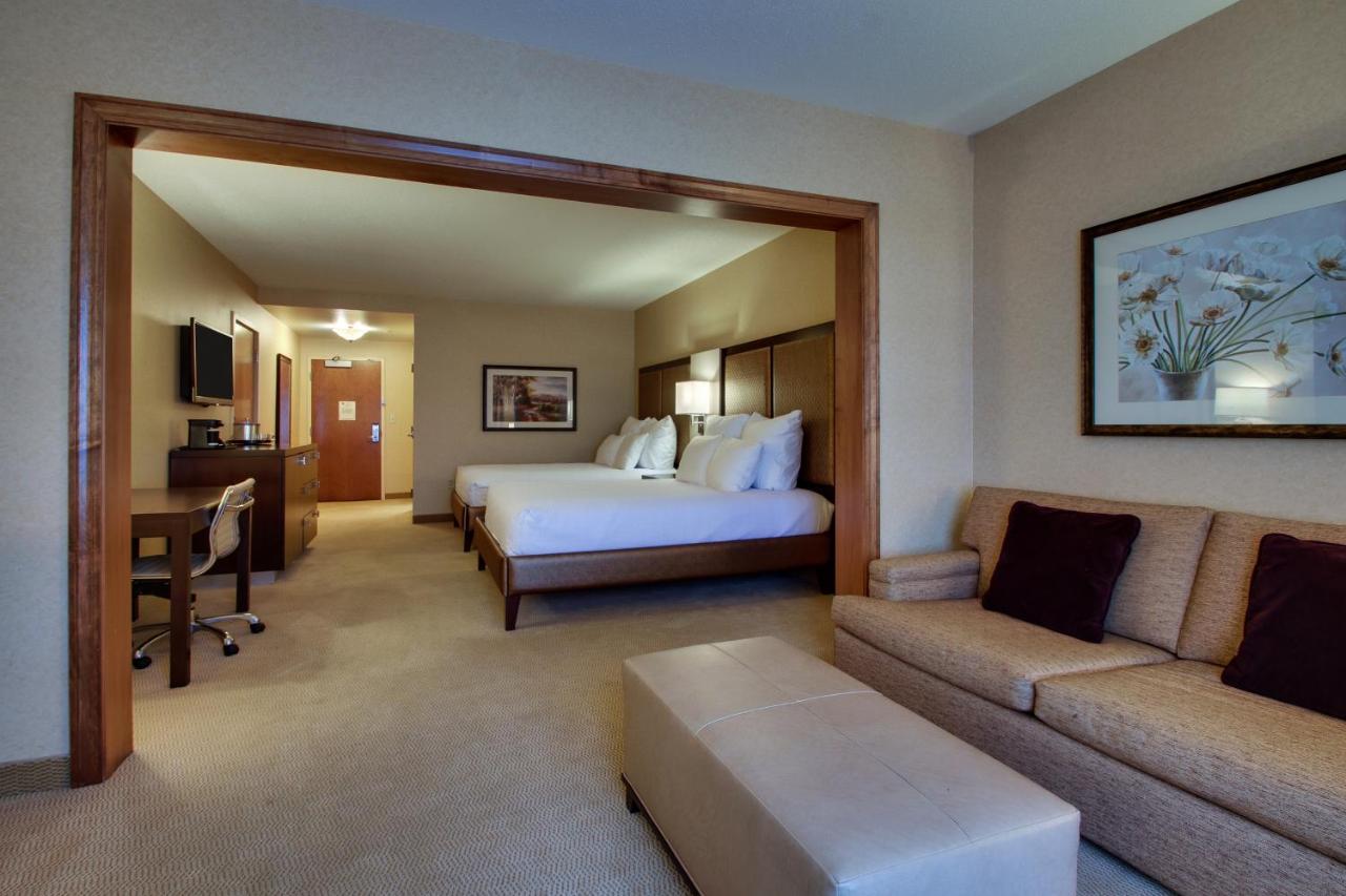 The Inn At Charles Town / Hollywood Casino Extérieur photo