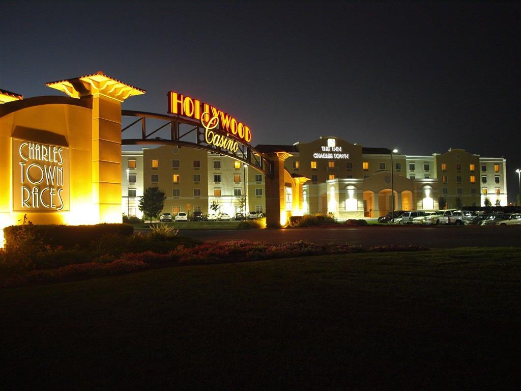 The Inn At Charles Town / Hollywood Casino Extérieur photo